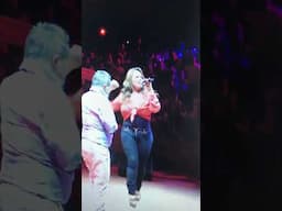 Jenni hace 13 años en Morelia, Michoacán. Cantando El Tarasco junto a su fan Toñito. #jennirivera