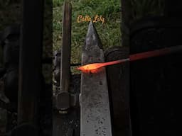 Starting a Calla Lily #diy #blacksmith #forging #metalwork #asmr