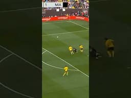Lionel Messi Remarkable Dribble 19/04/2025