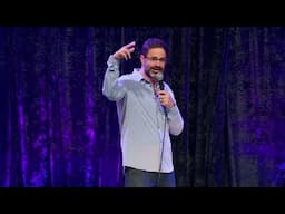 Yannis Pappas | Skunk bit | Stand Up Comedy