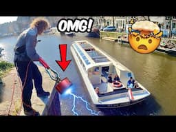 Fishing with a BIG PINK MAGNET in the Old Amsterdam Canals