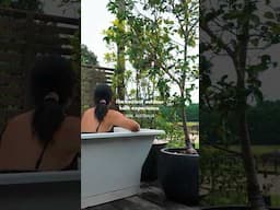 Australia’s Coziest Outdoor Bath 😍🛁 #CabinGoals"