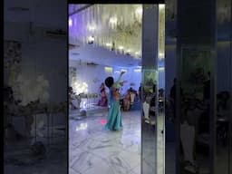 Bellydance at wedding in Malmo! Magdans i Malmö - www.skaka.se #magdansös #bellydance #bellydancer