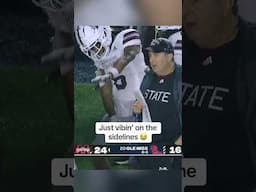 Mike Leach was too locked in to notice 😂
