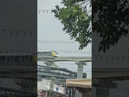 รถไฟฟ้าสายสีเหลือง เข้าจอดสถานีบางกะปิ 23-4-2568 #รถไฟฟ้า #รถไฟ #train