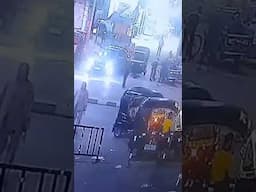 عاوز أشير الفيديو ده جوزي كان بيترفع عليه سلاح ناري وسلاح أبيض وكان العربيه الملاكي اللي قايده نور