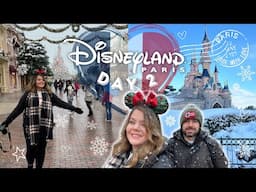 DISNEYLAND PARIS 🇫🇷 | Day 2 | More Snow, The Steakhouse & Christmas Parade ✨