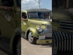 1946 Chevy powered by a 12V Cummins rolling into Classic Truck Throwdown #sickcarsandtrucks #trucks