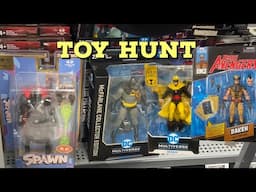 Walmart wouldint let me touch these Mcfarlane toys figures (Toy Hunt)