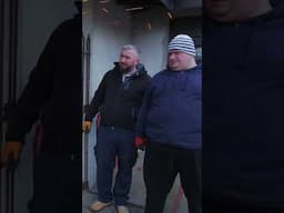GDZIE FACETÓW SZEŚĆ, TAM SPRZĘT POPSUTY | Złomowisko PL #shorts