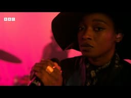 Little Simz - Lonely (Live At The BBC)