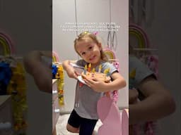 Gigi descobriu que dá pra comprar com cartão. O final 😂😂😂