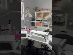 set up my nail desk for my client 💅🏻 #nailart #gelnails