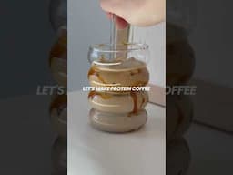 let’s make a caramel iced latte with 10g of protein🤩