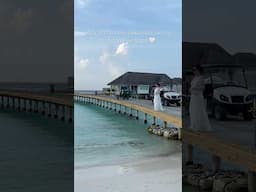 Elopement or Traditional wedding? Elopement Maldives #elopmentwedding #maldivesresorts #honeymoon