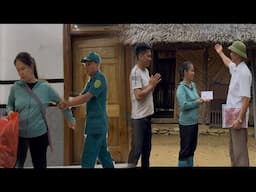 Hoai Ca choked up to leave Hung's house and her unexpected action made the village chief admire