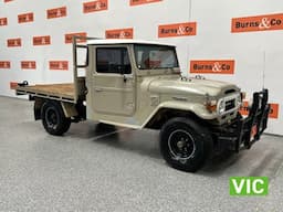 1971 Toyota Landcruiser FJ40 Utility Manual
