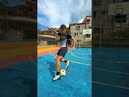 Balling in the Streets of Colombia 🔥 FIFA Street in Real Life 🇨🇴💛 #streetpanna