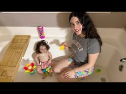 RUTINA REALISTA DE NOCHE CON MI BEBÉ REBORN *NUEVA* NOS BAÑAMOS EN LA TINA 🛁