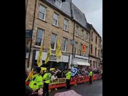 🚨🚨 BREAKING NEWS: Republic activists in Hexham tell Camilla that it's time to abolish the monarchy!