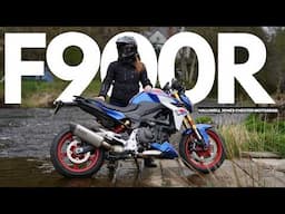 2025 BMW F900R Review // Does it FINALLY mean business?!