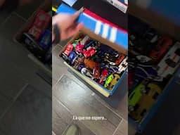 ¿Qué hay en las cajas? … no son tenis.