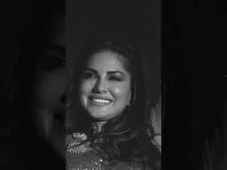Sunny  Leone - ME
