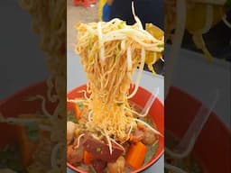Insanely delicious beef stew noodle soup, amazing Cambodian street food