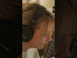 Ever wondered what the White Lotus theme sounded like on guitar? #whitelotus #guitar