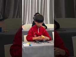 Five solves that gave Yiheng Wang the fastest average time to solve a 3x3x3 cube 👏