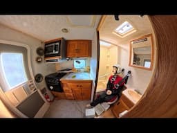 RV Cliff Dive 360°