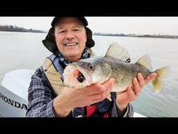 Catching Walleye on the only jig that flexes