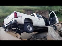 Off-Road Mayhem! 🤯 Insane 4x4 Wins & Epic Fails