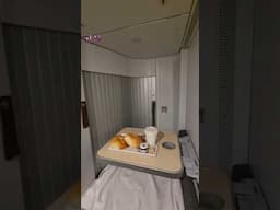 Viajar por Europa en tren nocturno, cabina individual del Nightjet ÖBB  #shorts