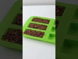 The easiest way to make granola bars