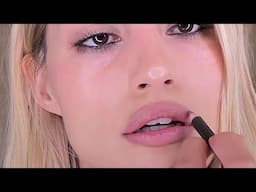 Gabbriette s'inspire du maquillage des années 2000