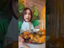 Seafood boil mukbang *in gay*