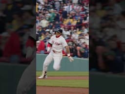 Angry lizard triple 🦎 #mlb #baseball #triple #speed