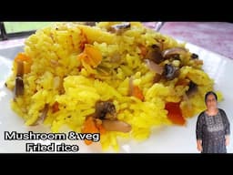 Best veg fried rice you will ever eat!! A quick and easy mushroom and veg fried rice recipe.