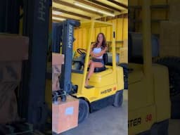 Got a new job - forklift operator, how am I doing? #forkliftoperator #forklift #workshop