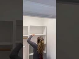 Free Modular Closet Plans! My go-to quick and easy closet plans that are actually easy to hang!