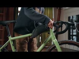 How to mount a top tube bag | Hoja Top Tube Bag | Fjällräven
