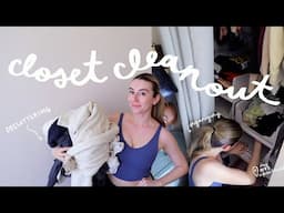 decluttering my tiny nyc closet 🧺 spring clean my wardrobe with me!