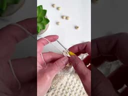 Crochet Bead Tutorial for the Bonjour Belle Crochet Poncho Pattern #nanascraftyhome
