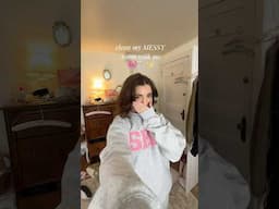 clean my MESSY room with me PT 1!🎀🤍 #cleaningmotivation #roommakeover #adhd #cleaningvlog