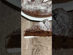Torta con stracchino e cioccolato