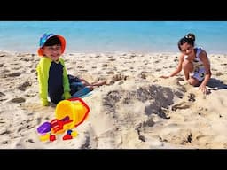 Heidi & Zidane समुद्र तट पर खेल रहे हैं 🏖 मज़ेदार ग्रीष्मकालीन रोमांच