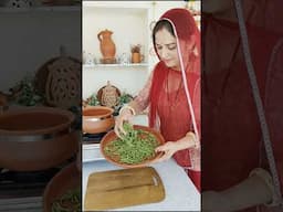 राजस्थानी हरी सांगरी व प्याज की सब्जी बनाने की विधि - Rajasthani Sangri ki Sabji -Deshi Sabji Recipe