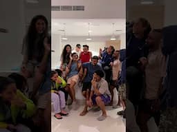 මේ වගේ ලස්සනට හිනා වෙන ඔයාගේ යාලුවාව Mention කරන්න 🤪
