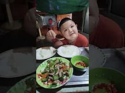 Eat delicious food. 🍲